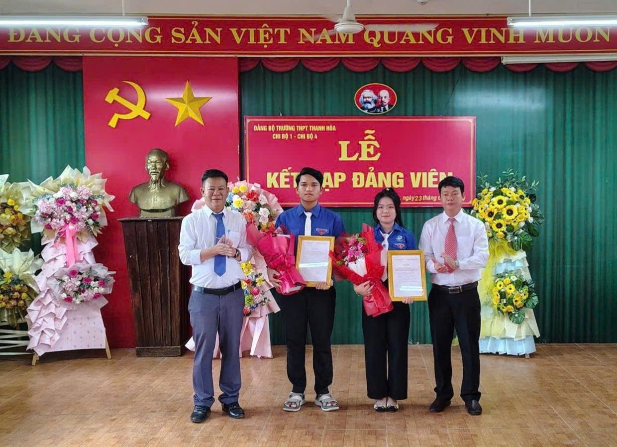 Description: C:\Users\toan\Desktop\Tin, bài\z7660474671881_ad8f8a0f58a168d94ea4f24373843665.jpg